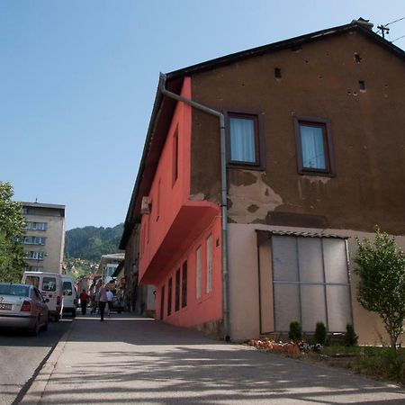 Bistrik Rose Apartment SJJ Exterior foto